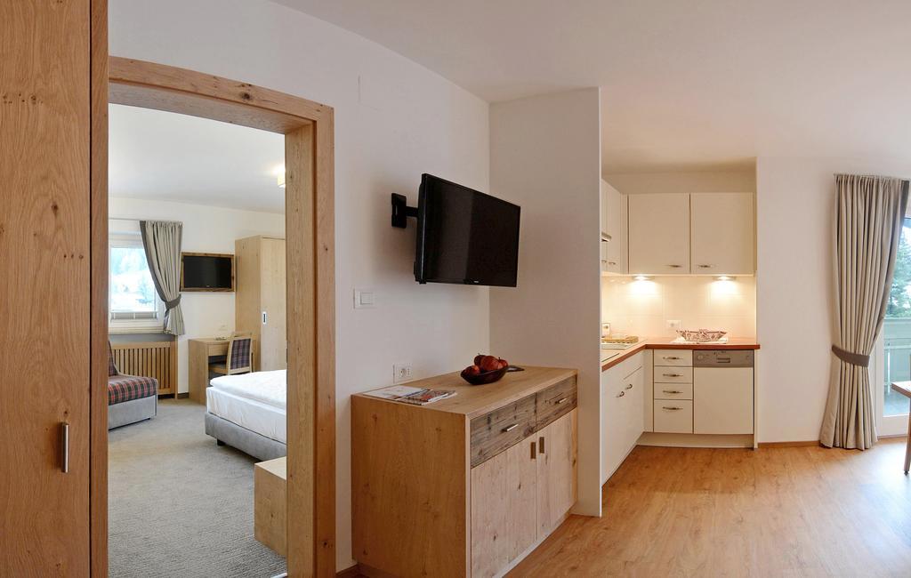 Residence Hotel Fever Ortisei Ruang foto