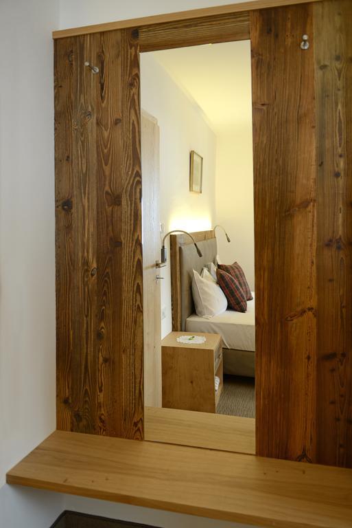 Residence Hotel Fever Ortisei Ruang foto