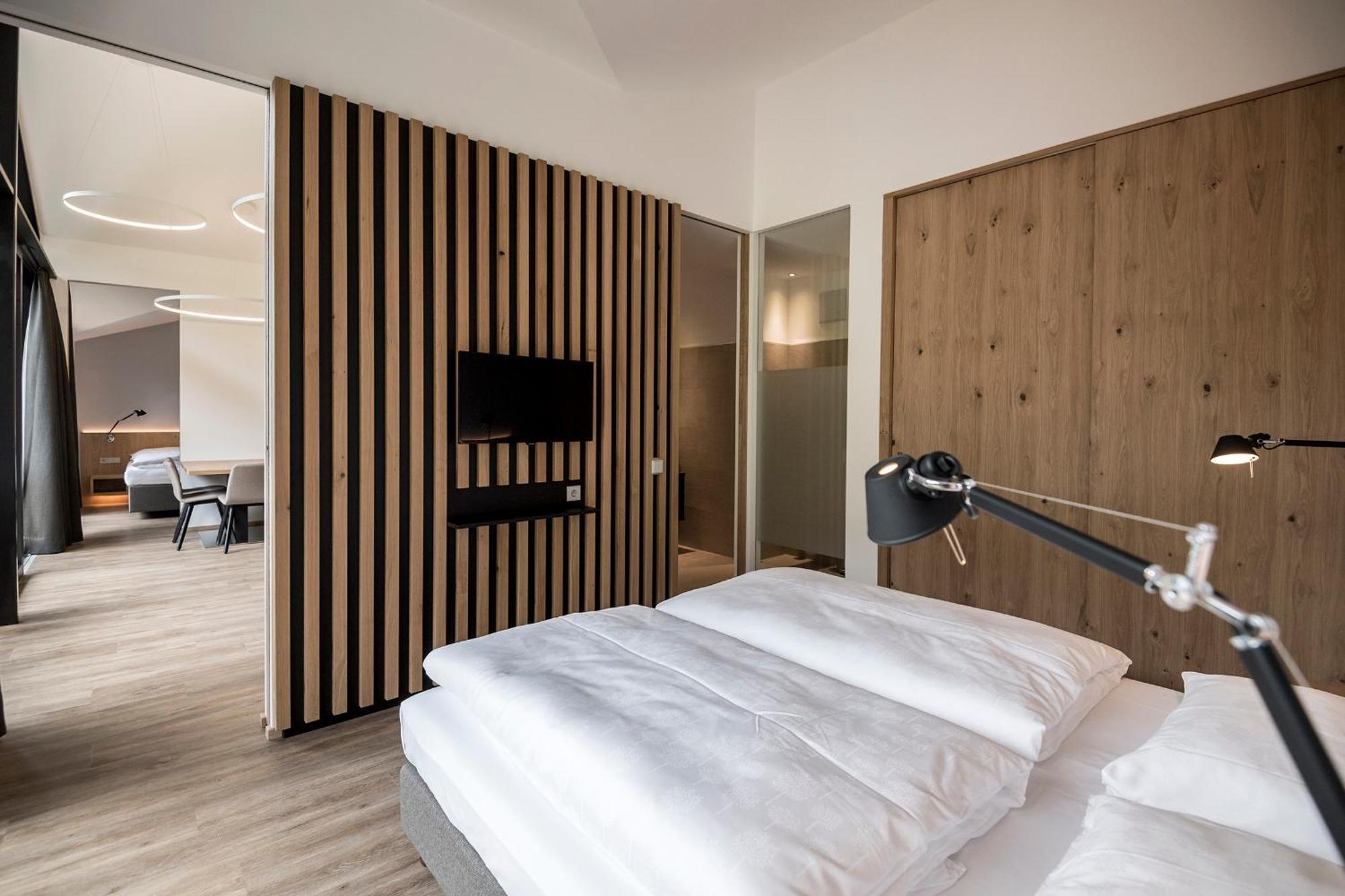 Residence Hotel Fever Ortisei Bagian luar foto
